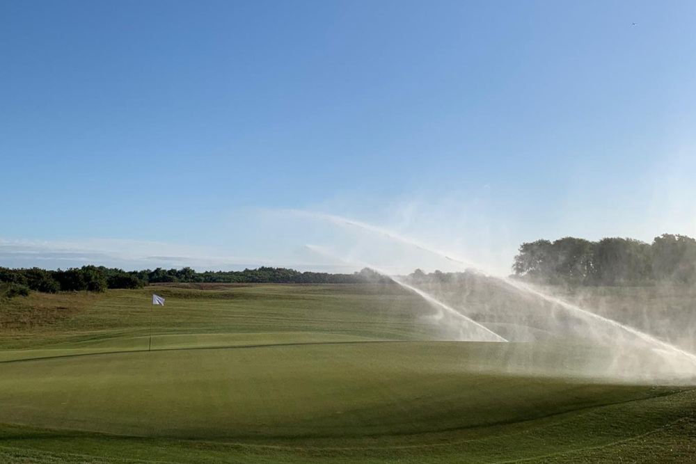 Ingrebourne-Links-Golf-Country-Club-Green-Fees-Header-mobile